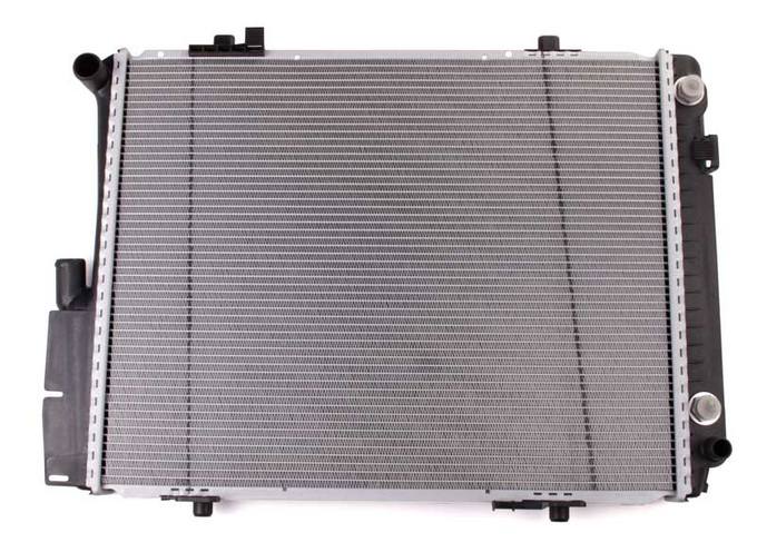 Mercedes Radiator 2015006403 - Behr Premium 376712531